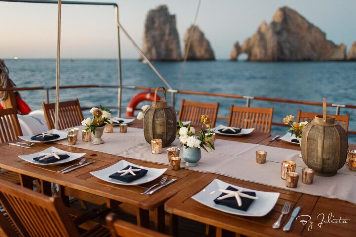 SUNSET SAILS TOUR TU ENAMORADO - Image 2