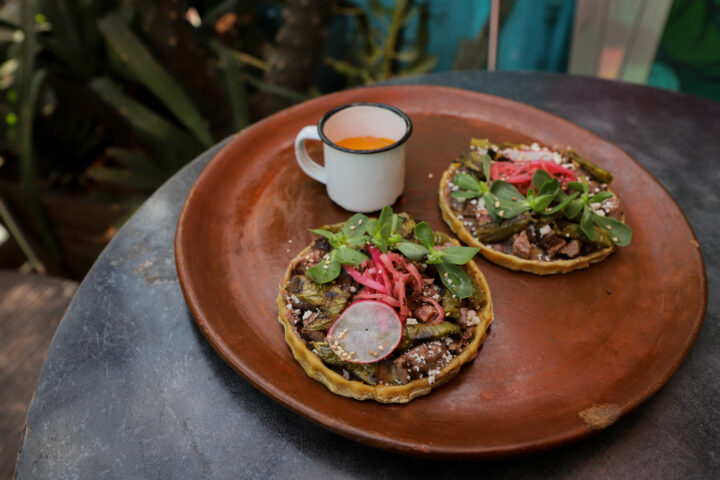 VAS QUE VUELAS MEZCALERIA - Image 4